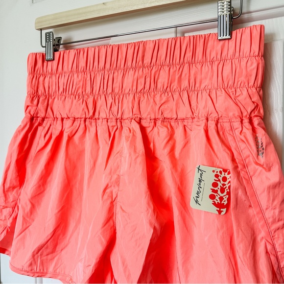 FREE PEOPLE Movement Women’s The Way Hole Shorts / Size XLarge - Picture 3 of 8